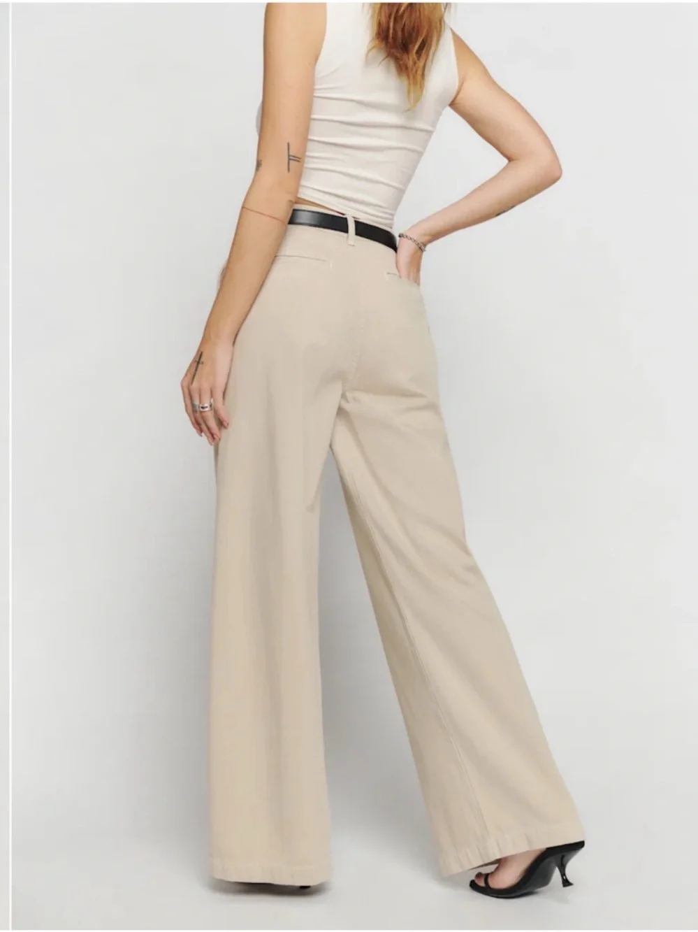 REFORMATION 100% organic cotton lggy Super Wide Leg Slouch women’s  jeans- Cream - Picture 4 of 10